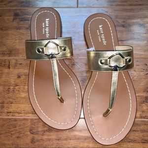 New Kate Spade Gold Heart Sandals ♠️ ♥️